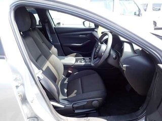 2021 Mazda 3 IV (BP), серебристый, 1700000 рублей, вид 5