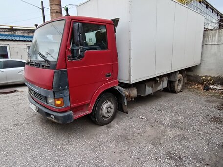 2008 TATA 613, красный, 750000 рублей, вид 5