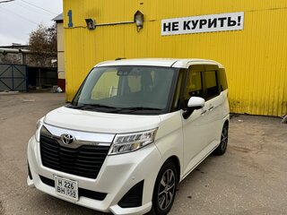 2019 Toyota Roomy I, белый, 990000 рублей, вид 2