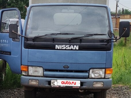1993 Nissan Atlas, синий, 550000 рублей, вид 2