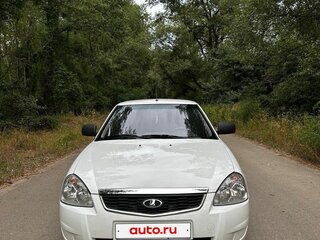 2015 Lada (ВАЗ) Priora I Рестайлинг, белый, 655000 рублей, вид 1