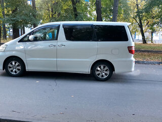 2005 Toyota Alphard I Рестайлинг, белый, 1135000 рублей, вид 4