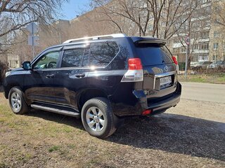 2012 Toyota Land Cruiser Prado 150 Series, чёрный, 3100000 рублей, вид 2