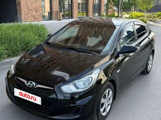 2013 Hyundai Solaris I, чёрный, 690000 рублей, вид 1