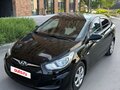 2013 Hyundai Solaris I, чёрный, 690000 рублей