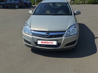 2010 Opel Astra H Рестайлинг, бежевый, 1100000 рублей, вид 2
