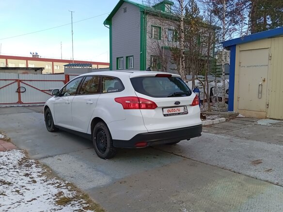 2018 Ford Focus III Рестайлинг, белый, 920000 рублей - вид 3