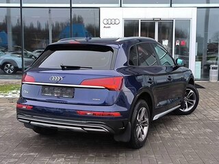 2021 Audi Q5 45 TFSI II (FY) Рестайлинг, синий, 4600000 рублей, вид 5