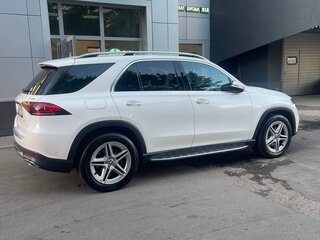 2019 Mercedes-Benz GLE 300 d II (V167), белый, 5250000 рублей, вид 4