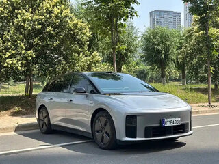 2025 Li Auto (Lixiang) i6, серый, 5133222 рублей, вид 1