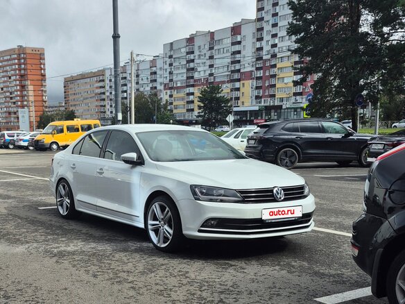 2017 Volkswagen Jetta VI Рестайлинг, белый, 1550000 рублей