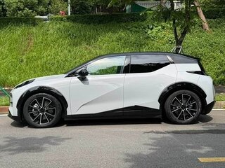 2023 Zeekr X I, белый, 5300000 рублей, вид 5
