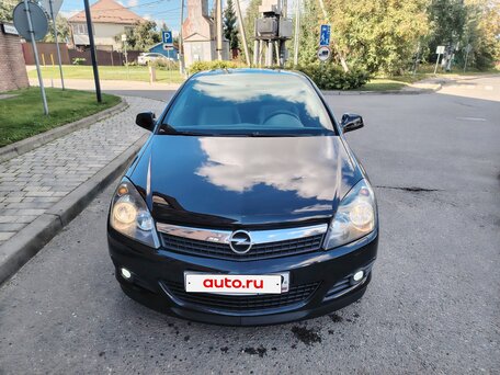 2010 Opel Astra GTC H Рестайлинг, чёрный, 695000 рублей, вид 2