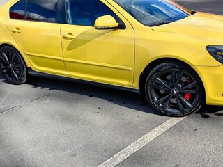 2011 Skoda Octavia RS II Рестайлинг, жёлтый, 1250000 рублей, вид 2