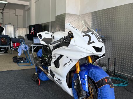 2018 Yamaha YZF-R6, белый, 1100000 рублей, вид 1
