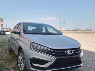 2024 Lada (ВАЗ) Vesta I Рестайлинг (NG), серебристый, 1335000 рублей, вид 2