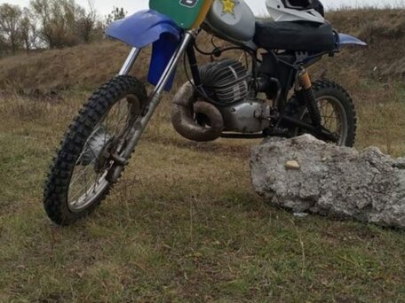 1985 CZ 250, синий, 120000 рублей, вид 1