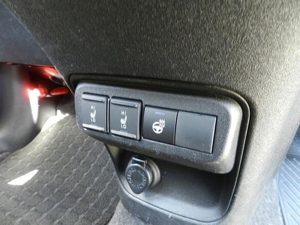 2023 Toyota Sienta III, зелёный, 1440548 рублей - вид 16