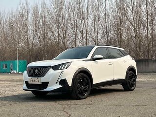 2022 Peugeot 2008 II, белый, 1425000 рублей, вид 1