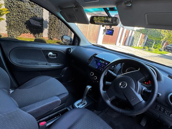 2009 Nissan Note I Рестайлинг, серебристый, 700000 рублей - вид 7