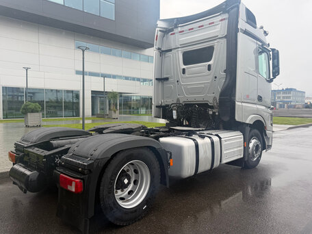 2023 Mercedes-Benz Actros, белый, 8150000 рублей, вид 5