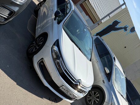 2017 Citroen C4 II Рестайлинг, белый, 834000 рублей, вид 5