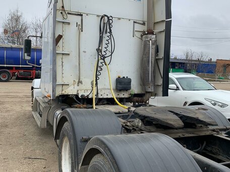 1999 Freightliner Century Class, белый, 1600000 рублей, вид 4