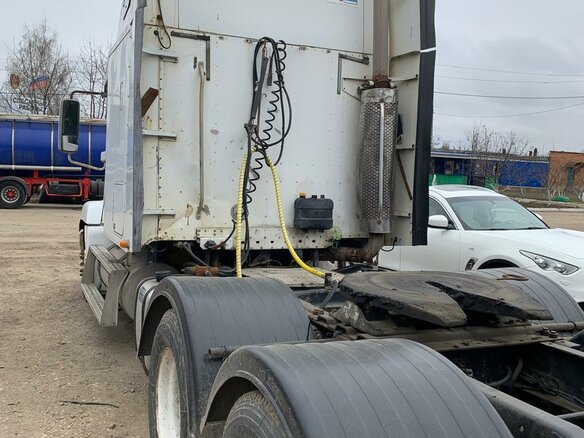 1999 Freightliner Century Class, белый, 1600000 рублей - вид 3