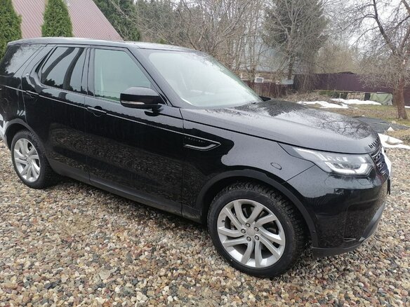 2019 Land Rover Discovery V, чёрный, 3600000 рублей - вид 3