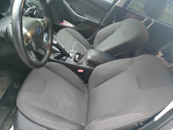 2014 Ford Focus III, серебристый, 950000 рублей - вид 6