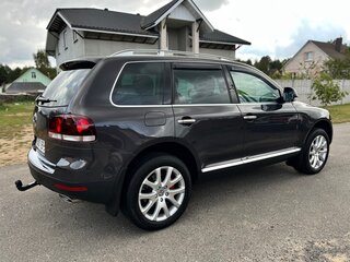 2007 Volkswagen Touareg I Рестайлинг, серый, 1910358 рублей, вид 4