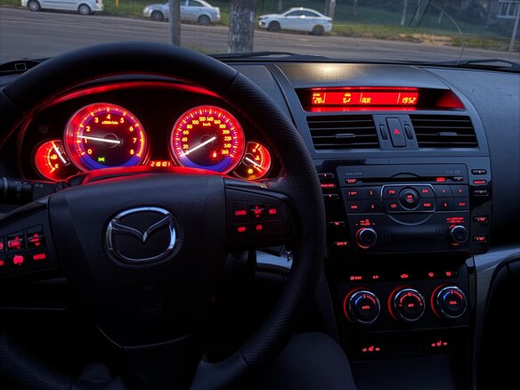 2010 Mazda 6 II (GH) Рестайлинг, чёрный, 795000 рублей - вид 8
