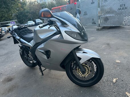 2006 Triumph Sprint ST, серый, 480000 рублей, вид 2