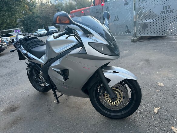 2006 Triumph Sprint ST, серый - вид 1