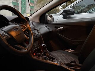2015 Ford Focus III Рестайлинг, серый, 1000000 рублей, вид 5