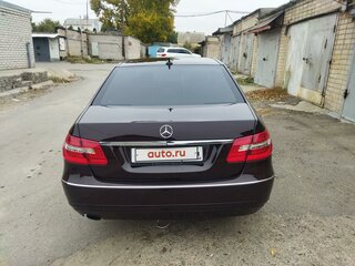 2010 Mercedes-Benz E-Класс 200 5G-Tronic IV (W212, S212, C207), коричневый, 1600000 рублей, вид 2