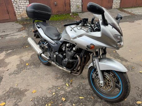 2001 Kawasaki ZR-7, серебристый, 250000 рублей, вид 1