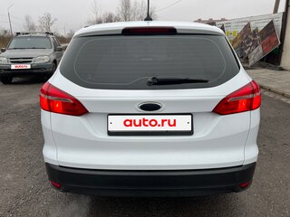 2017 Ford Focus III Рестайлинг, белый, 800000 рублей, вид 5