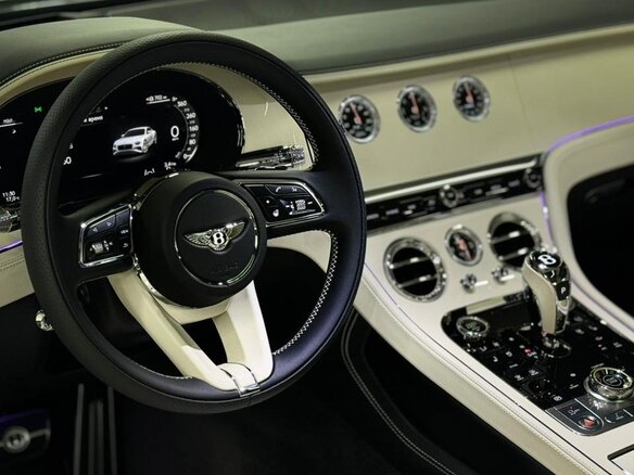 2026 Bentley Continental GT IV, чёрный, 49000000 рублей - вид 17