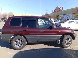 1996 Toyota RAV4 I (XA10), красный, 480000 рублей, вид 3