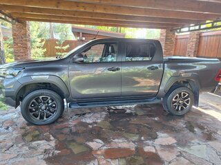 2021 Toyota Hilux VIII Рестайлинг 2, серый, 5450000 рублей, вид 2