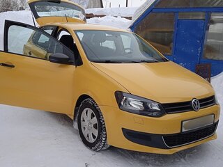 2010 Volkswagen Polo V, жёлтый, 650000 рублей, вид 1
