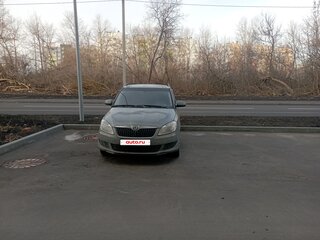 2012 Skoda Fabia II Рестайлинг, серебристый, 330000 рублей, вид 1