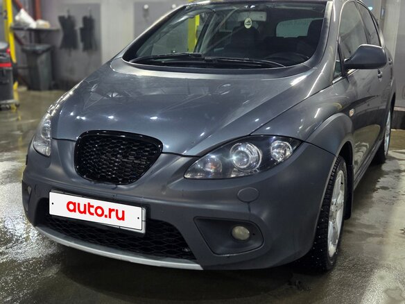 2012 SEAT Altea Freetrack I Рестайлинг, серый, 825000 рублей - вид 1