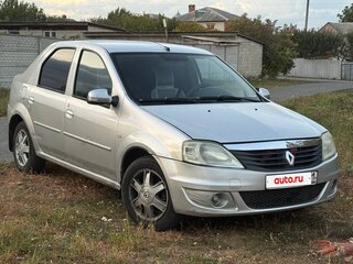 2013 Renault Logan I Рестайлинг, серый, 430000 рублей, вид 3