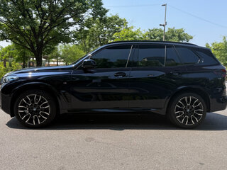 2025 BMW X5 40i IV (G05/G18) Рестайлинг, чёрный, 11600000 рублей, вид 3