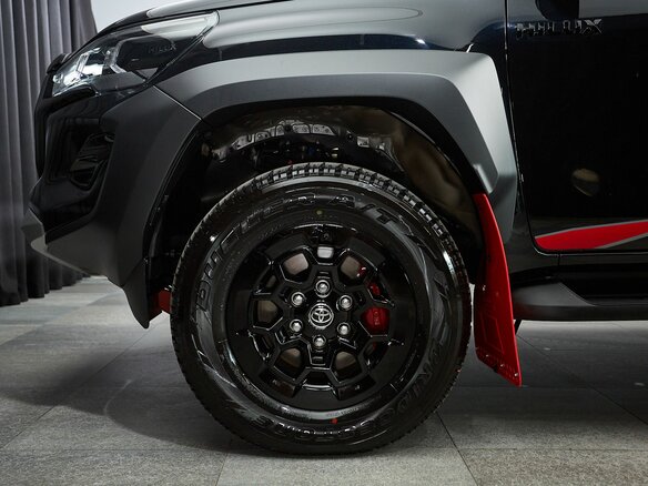2026 Toyota Hilux VIII Рестайлинг 2, чёрный - вид 20