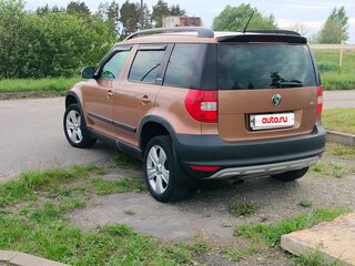 2011 Skoda Yeti I, коричневый, 950000 рублей, вид 5