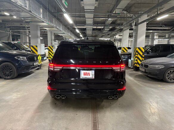 2024 Lincoln Aviator II, чёрный, 9500000 рублей - вид 3