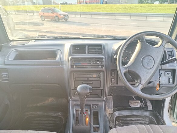 1996 Suzuki Escudo I, белый, 450000 рублей - вид 8